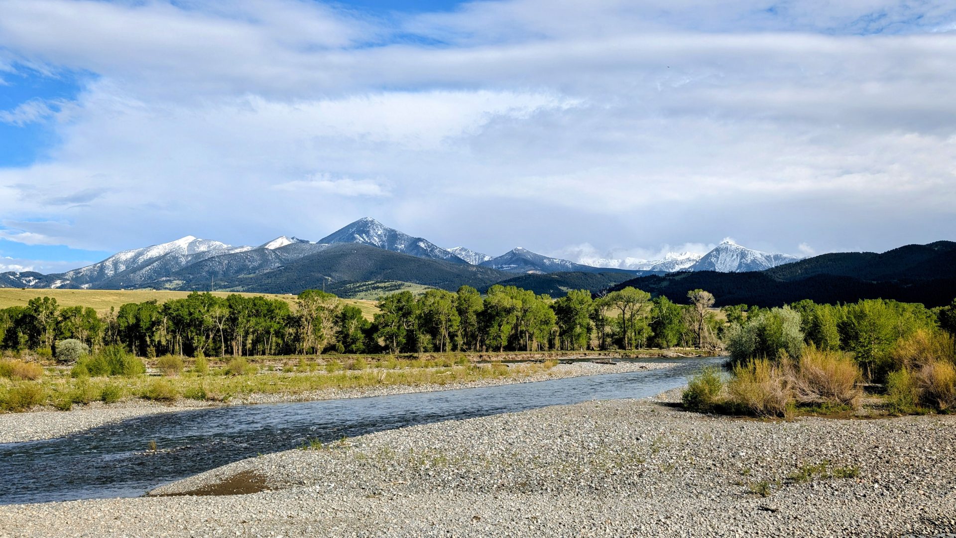 Flying Private to Big Sky, Montana: A Traveler's Guide