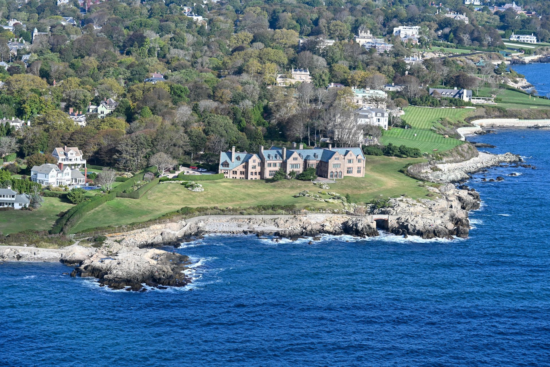 Flying Private to Newport, Rhode Island: A Traveler's Guide