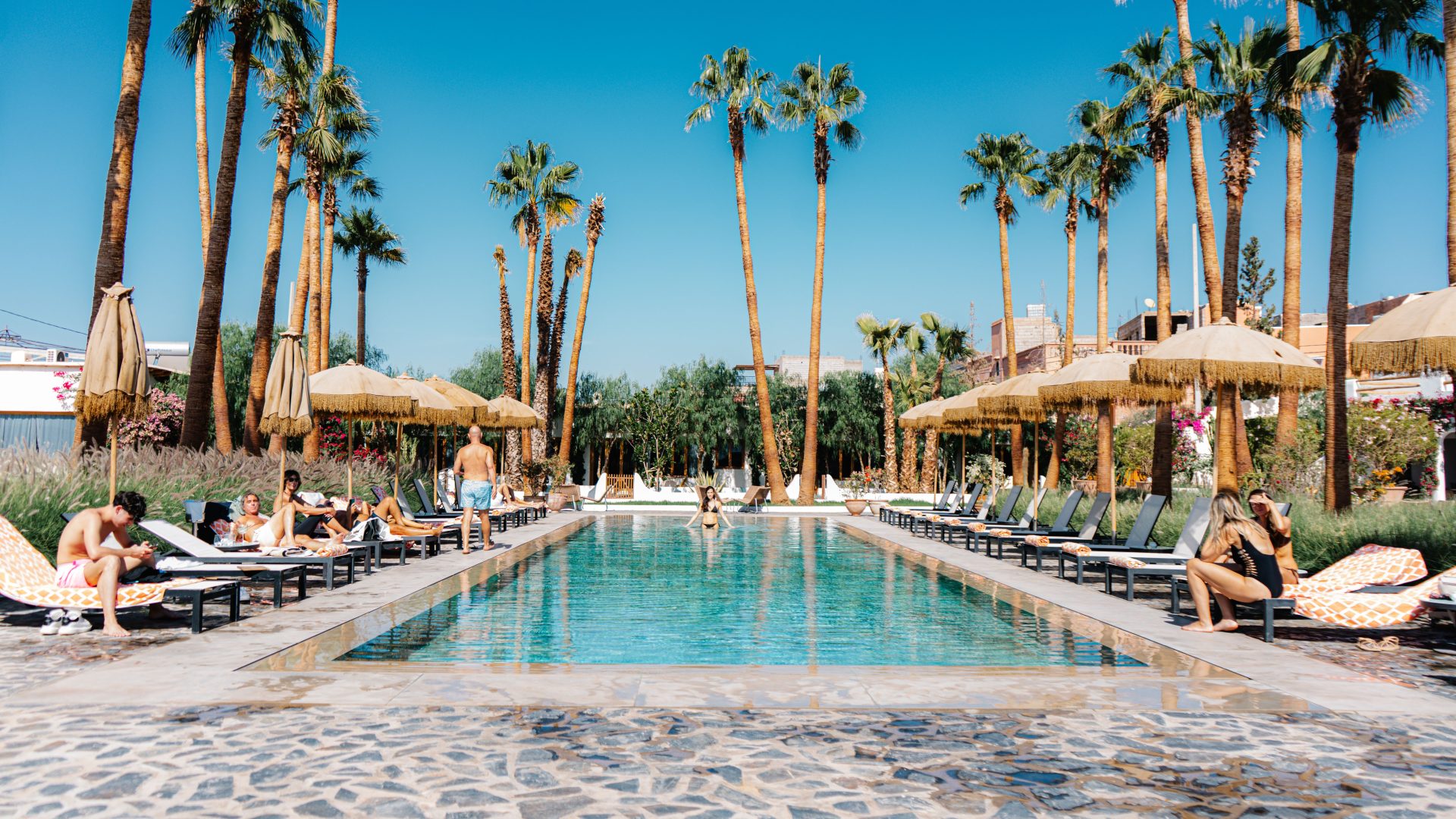 Flying Private to Naples, Florida: A Traveler's Guide